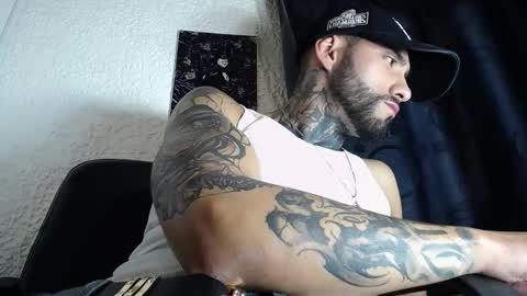 dante_d_angelo_ online show from September 20, 9:23 am