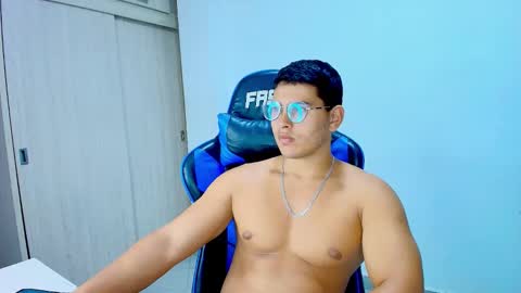 Dantraxx online show from January 17, 9:56 pm