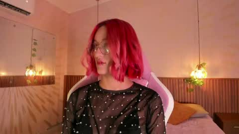 Daphne online show from April 13, 3:11 am