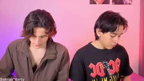 darcy_and_stolas online show from June 23, 9:06 am