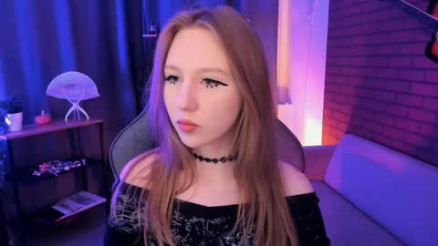 Daria Tate online show from April 16, 9:09 am