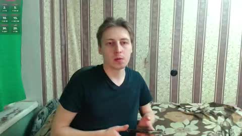 darienlarge online show from November 17, 5:37 pm