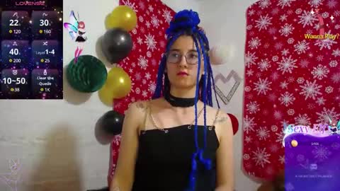 lola online show from December 9, 7:50 pm