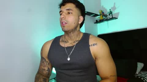 Darius Phoenix  online show from March 31, 10:10 pm