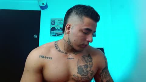 Darius Phoenix  online show from September 29, 9:25 pm