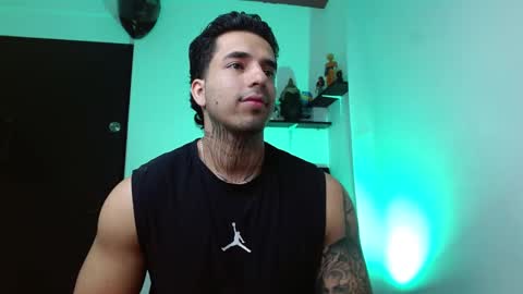 Darius Phoenix  online show from January 6, 8:13 pm