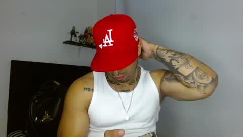 Darius Phoenix  online show from March 27, 9:16 pm