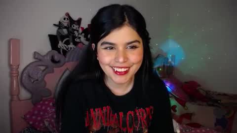 Moony online show from November 16, 6:15 am