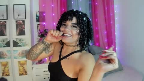 dark_flama online show from November 10, 12:19 pm