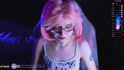 Lucious Foijieh online show from April 10, 5:39 pm