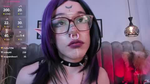 Nina online show from November 7, 5:43 am