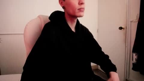 dark_sun333 online show from January 11, 3:01 am