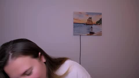 Snapshot of darklure_ chatting on October 16, 10:59 am Anna online show from October 16, 10:59 am