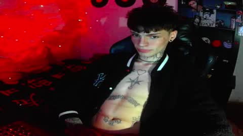 Snapshot of darkness_prince_x chatting on September 13, 4:04 am online show from September 13, 4:04 am