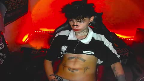   online show from January 9, 7:47 am