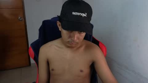 darknigthx online show from April 2, 3:58 am