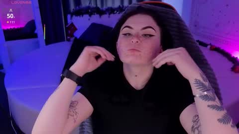 Shine online show from December 14, 8:48 pm