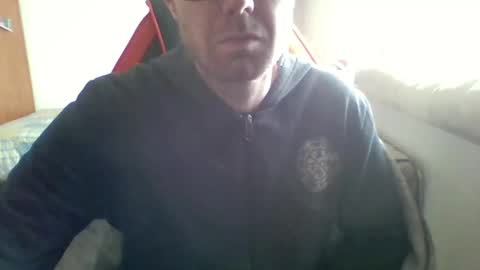 Darkv88 online show from March 4, 9:29 am