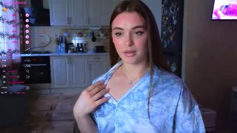 Darlina online show from June 12, 3:33 pm