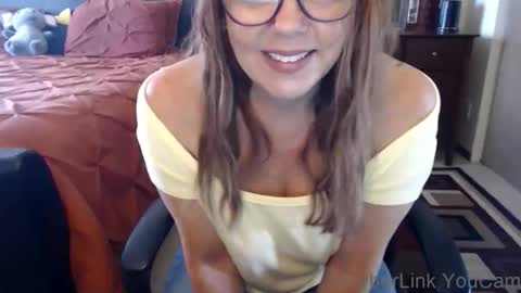 DarlingD online show from March 25, 2:02 pm