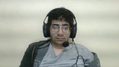 Snapshot of darque1234 chatting on November 1, 1:50 am darque online show from November 1, 1:50 am