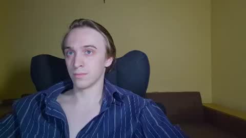 datalian online show from June 10, 7:35 pm