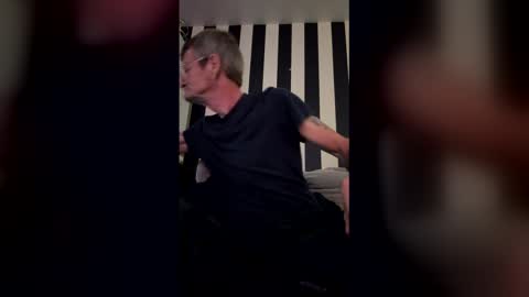 Davey online show from May 26, 5:57 am