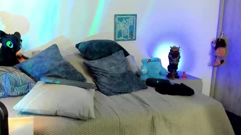 DAVE MAX online show from November 17, 3:58 pm