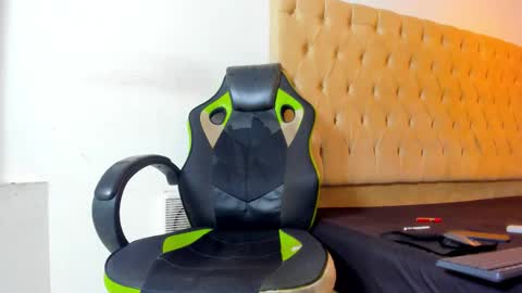 dave online show from October 19, 8:19 am