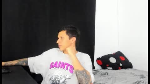 Dave Brown online show from February 17, 11:33 pm