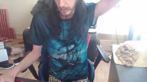 dave online show from June 25, 11:37 am