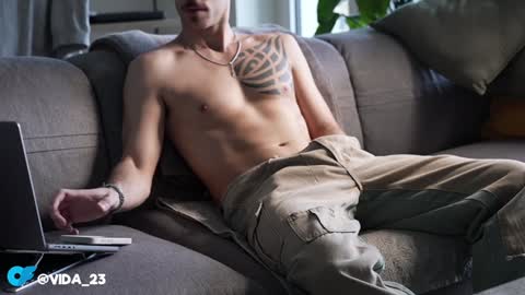 davi_23 online show from January 9, 10:41 am