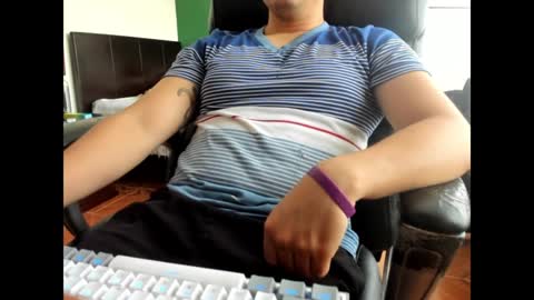 David online show from December 4, 8:01 pm