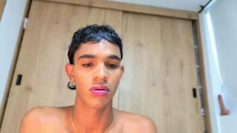 david_hot44 online show from June 18, 11:59 am