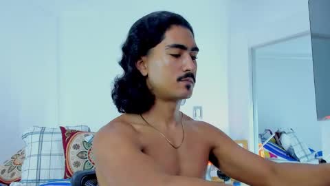 Snapshot of david_johnson372 chatting on September 18, 11:14 am Hey im David that loves to explore and speak their fantasies. Very open talktative and nice. Feel free to chat with me online show from September 18, 11:14 am