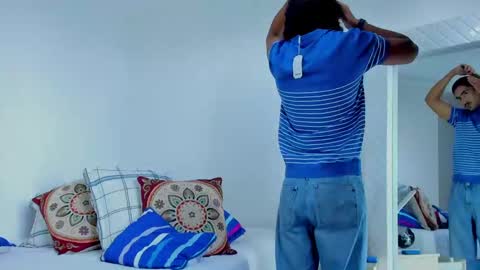 Snapshot of david_johnson372 chatting on September 24, 12:34 pm Hey im David that loves to explore and speak their fantasies. Very open talktative and nice. Feel free to chat with me online show from September 24, 12:34 pm