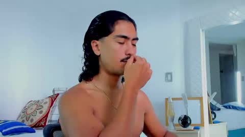 Snapshot of david_johnson372 chatting on September 22, 12:31 pm Hey im David that loves to explore and speak their fantasies. Very open talktative and nice. Feel free to chat with me online show from September 22, 12:31 pm