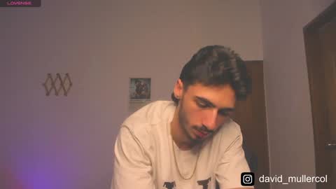 Snapshot of david_muller_ chatting on January 26, 5:13 pm David online show from January 26, 5:13 pm