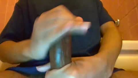 Snapshot of davidbigdick24 chatting on November 2, 12:43 am David online show from November 2, 12:43 am