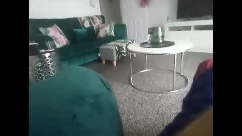 Snapshot of davidf75 chatting on October 3, 8:11 am davidf75 online show from October 3, 8:11 am