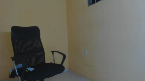 Lennon online show from November 8, 6:38 am