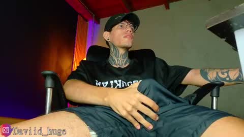 daviid_huge online show from June 11, 7:06 am