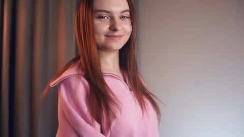 Louise online show from April 22, 10:28 pm