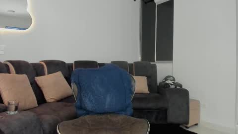 davis  instagram davis alx1 online show from February 15, 12:59 am