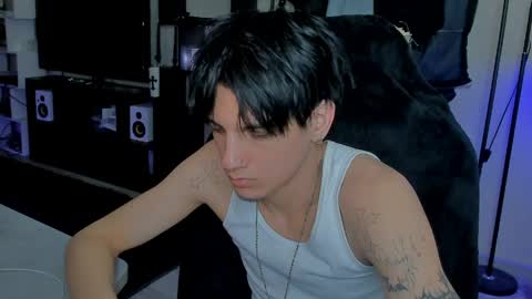 davis online show from March 29, 7:59 pm