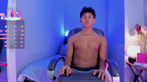 dawn_16 online show from December 13, 10:49 pm