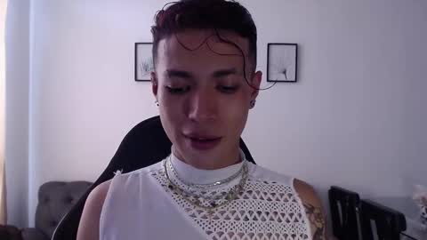 Daxon online show from November 14, 6:43 pm