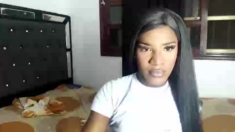 dayanisxxx online show from April 17, 1:19 am