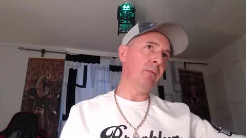 dazmorgon online show from May 17, 8:07 pm