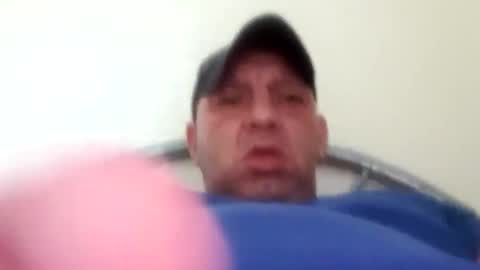 Snapshot of dazzaboxer chatting on September 20, 2:53 pm dazzaboxer online show from September 20, 2:53 pm
